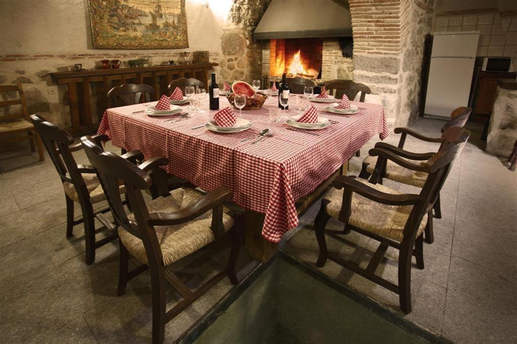 Casa Rural La Bodega Sonseca Екстериор снимка